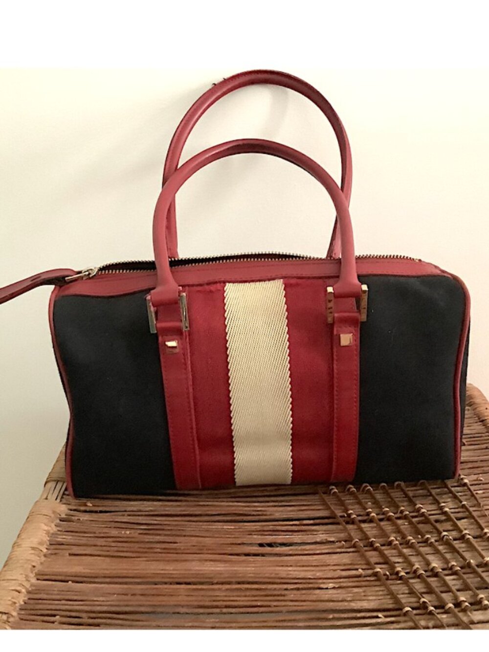 Jones New York Black, Red & White Cloth Spectator Handbag w/ leather straps